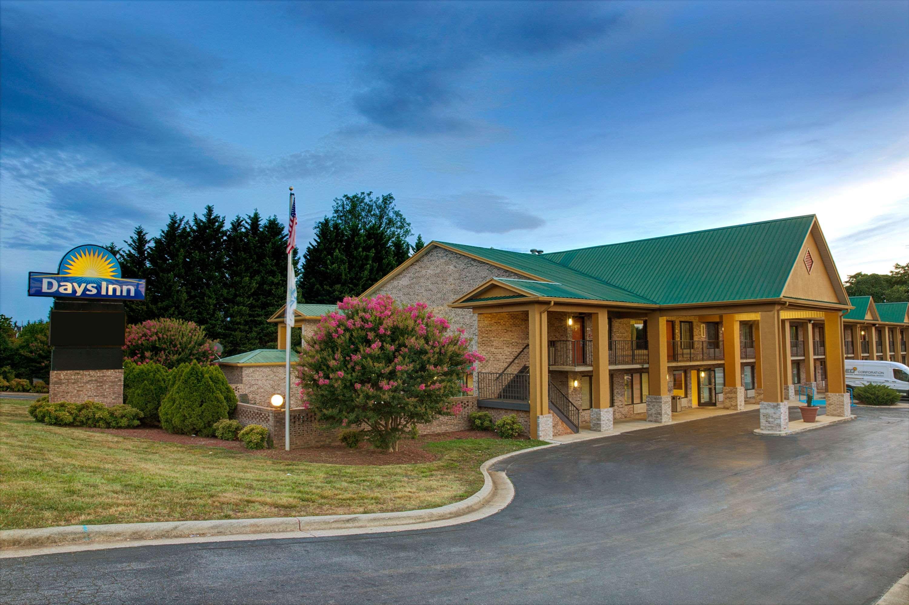 Days Inn Conover/Hickory Exterior foto