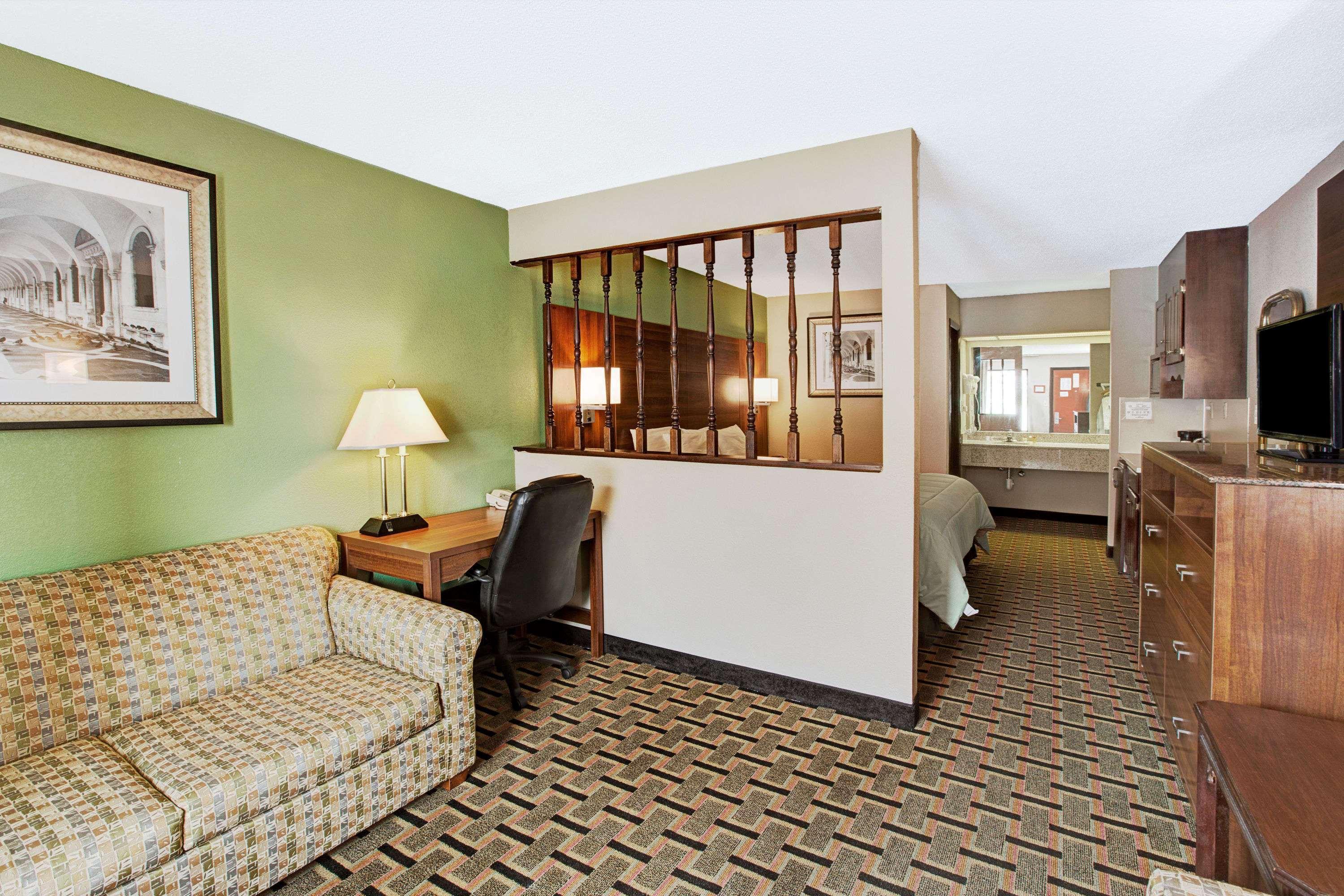 Days Inn Conover/Hickory Exterior foto