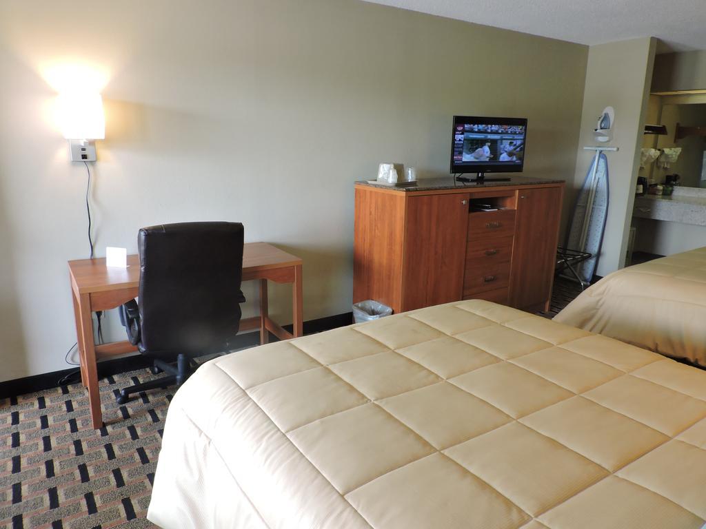 Days Inn Conover/Hickory Habitación foto