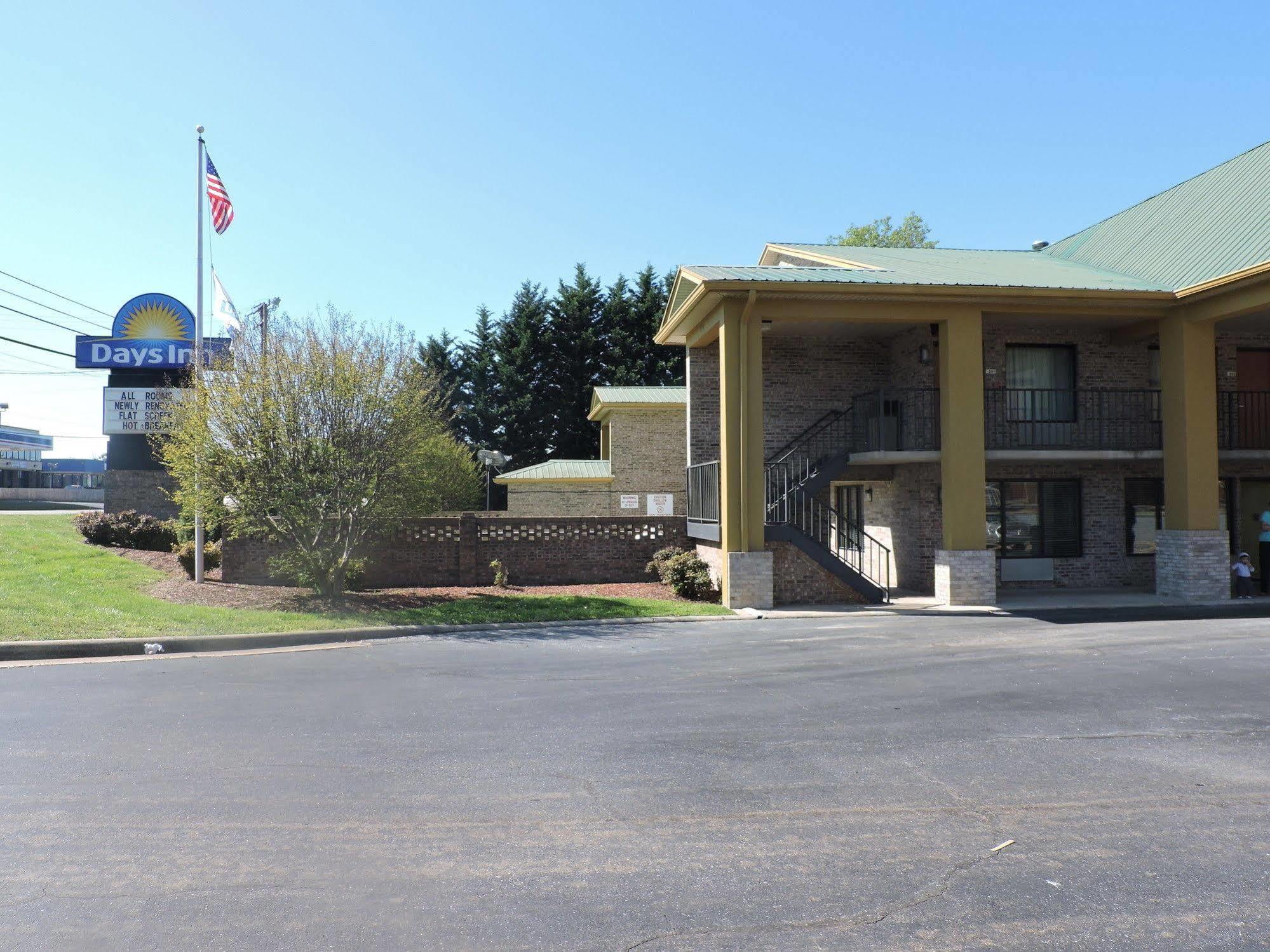 Days Inn Conover/Hickory Exterior foto